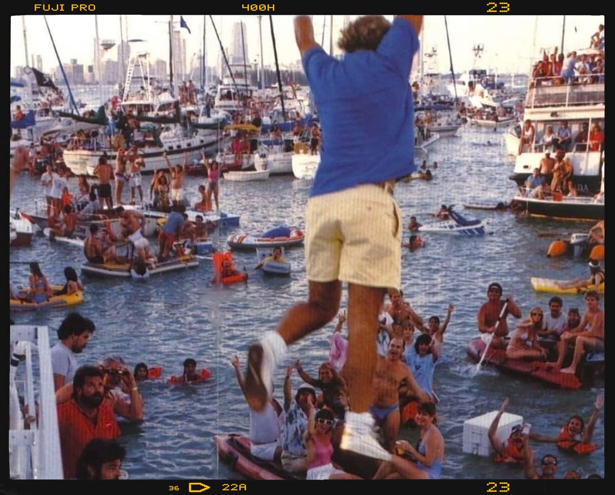 A Sicilian seaside home ☼ A better Pinterest ☼ Chinese cigs directory