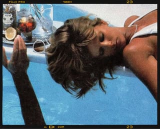 Amalfi Coast in a vintage Mercedes ☼ Poolsuite HQ ☼ A guide to Mexico City